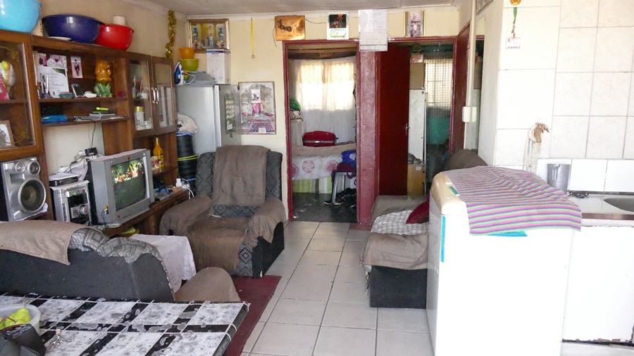 2 Bedroom Property for Sale in Mfuleni Western Cape